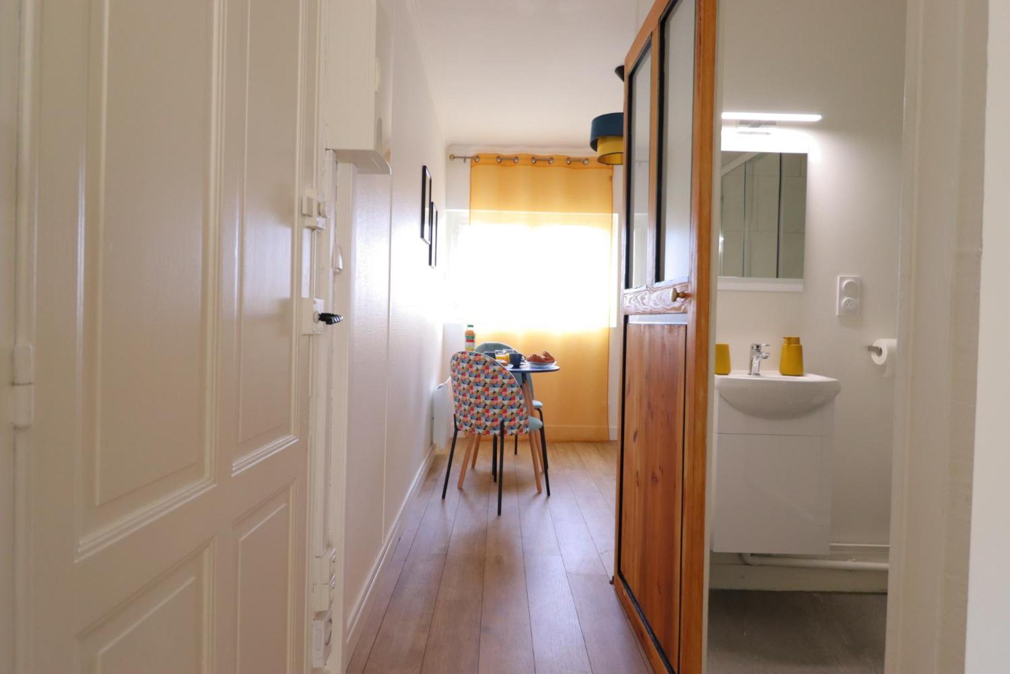 Le Neo - Studio Chic Avec Sa Cour Privative Et Fibre Бержерак Стая снимка