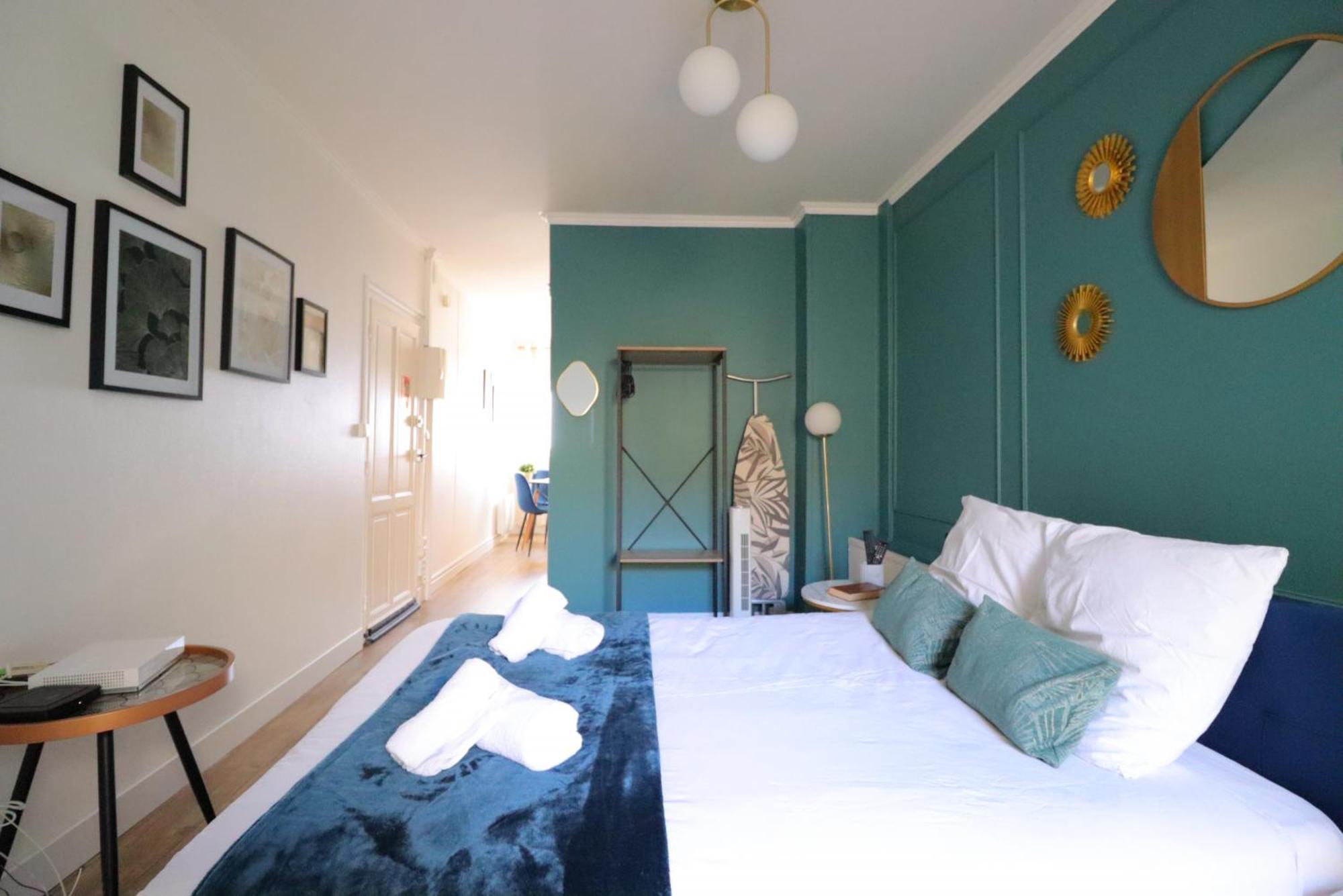 Le Neo - Studio Chic Avec Sa Cour Privative Et Fibre Бержерак Екстериор снимка
